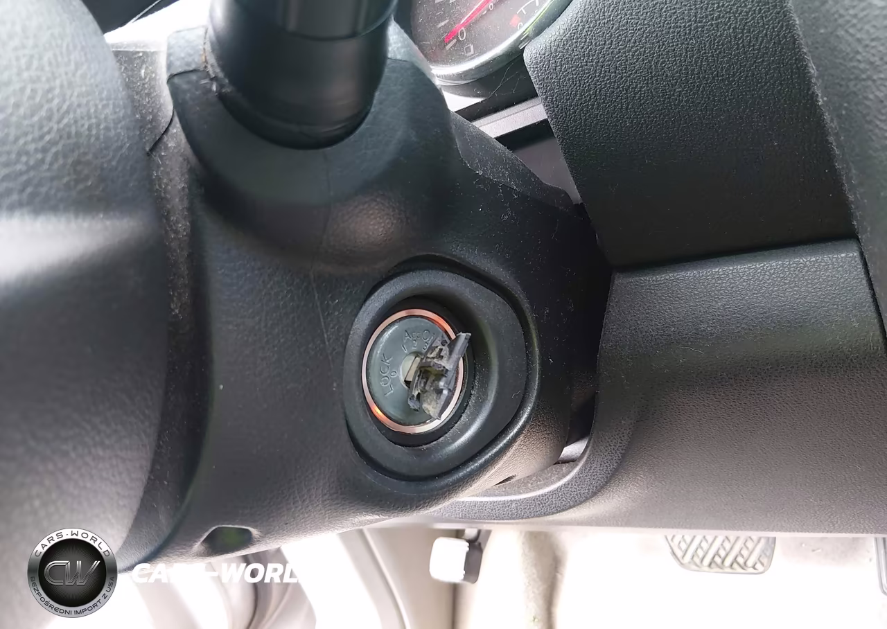 2013 Nissan Rogue S VIN:JN8AS5MT5DW546610 - 11