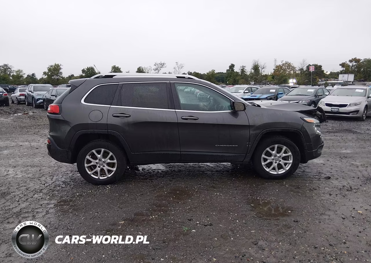 2014 Jeep Cherokee Latitude VIN:1C4PJMCB4EW282647 - 13