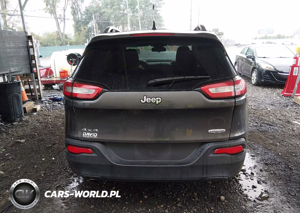 2014 Jeep Cherokee Latitude VIN:1C4PJMCB4EW282647 - 16
