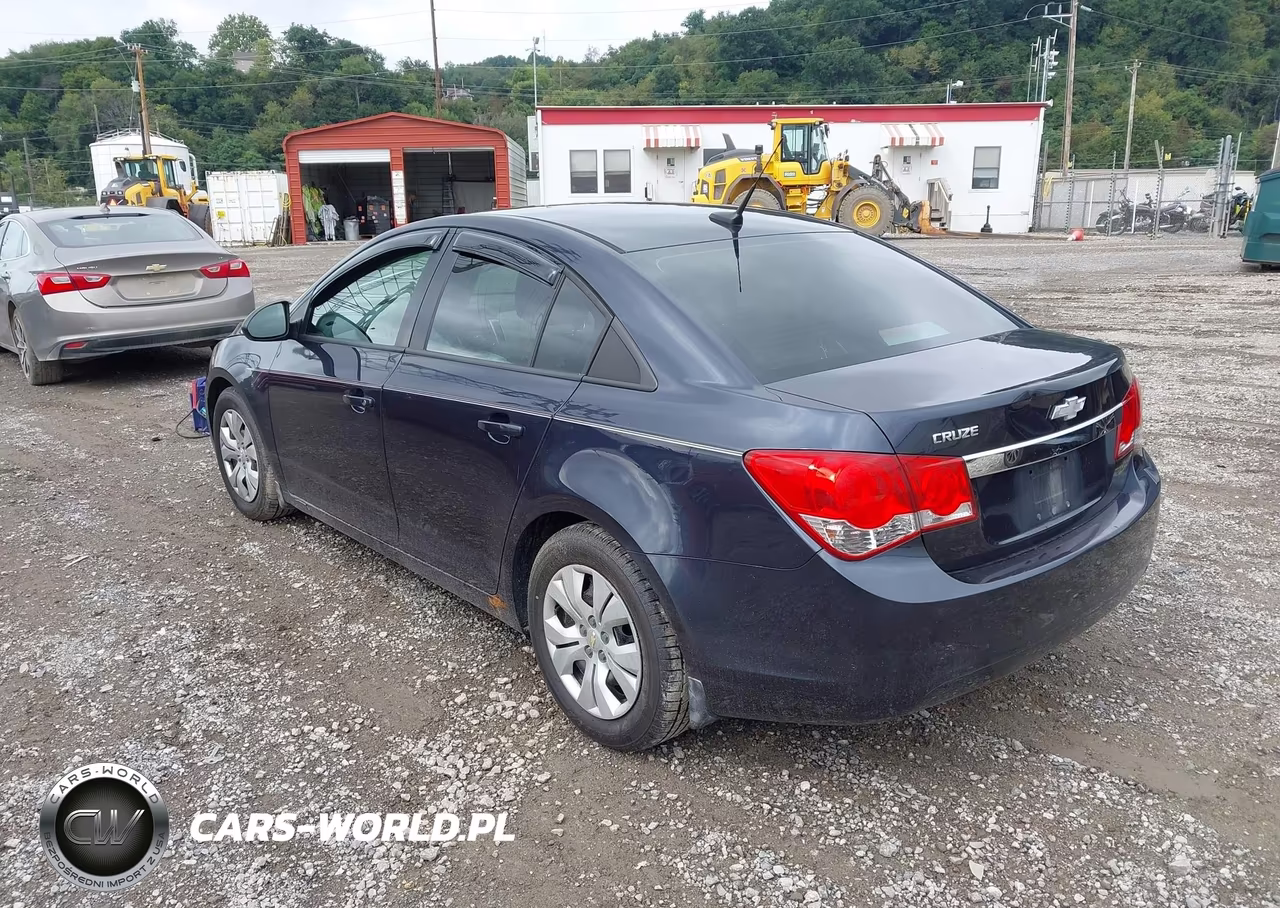 2014 Chevrolet Cruze Ls Auto VIN:1G1PA5SG8E7399749 - 3