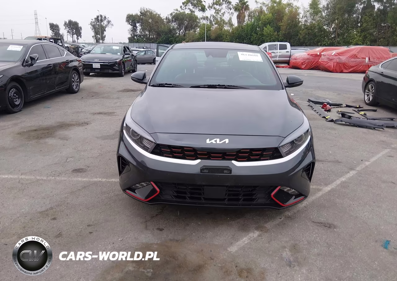 2024 Kia Forte Gt-Line VIN:3KPF54AD1RE768689 - 13