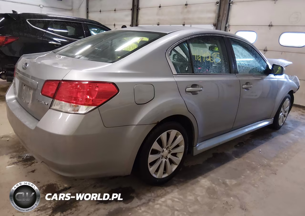 2010 Subaru Legacy 2.5I Limited VIN:4S3BMCL67A3232657 - 4
