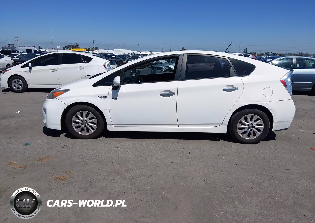 2014 Toyota Prius Plug-In Advanced VIN:JTDKN3DP2E3052383 - 14