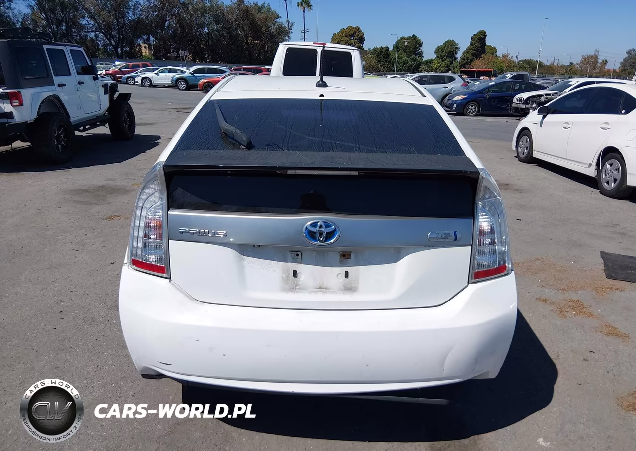 2014 Toyota Prius Plug-In Advanced VIN:JTDKN3DP2E3052383 - 16