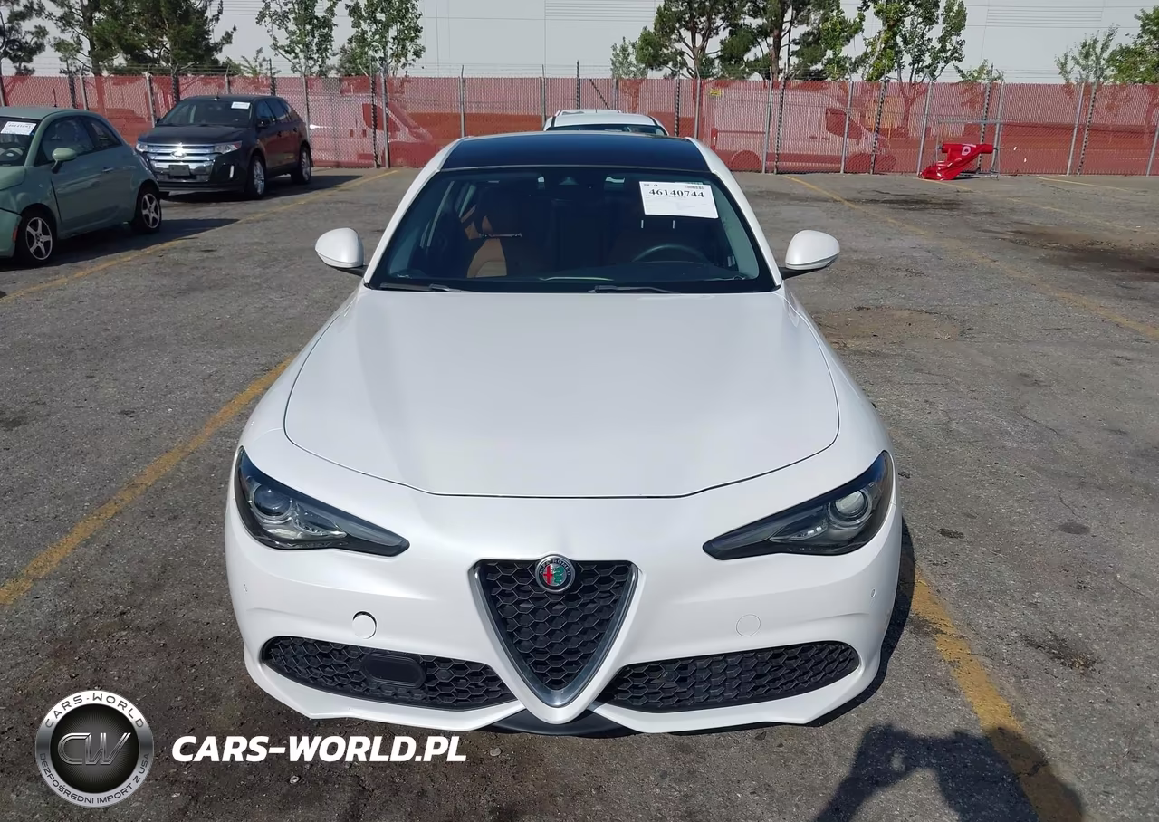 2018 Alfa Romeo Giulia Ti Sport Rwd VIN:ZARFAECN7J7594080 - 13