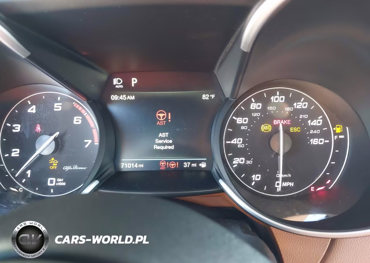 2018 Alfa Romeo Giulia Ti Sport Rwd VIN:ZARFAECN7J7594080 - 7