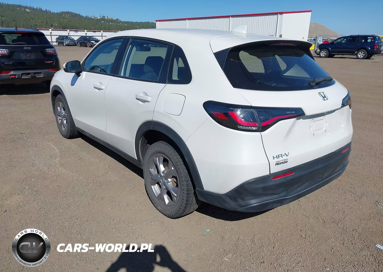 2025 Honda Hr-V Awd Lx VIN:3CZRZ2H3XSM730905 - 3