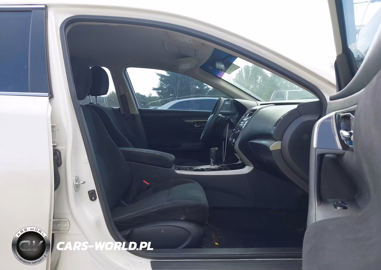 2014 Nissan Altima 2.5 S VIN:1N4AL3AP9EC124577 - 5