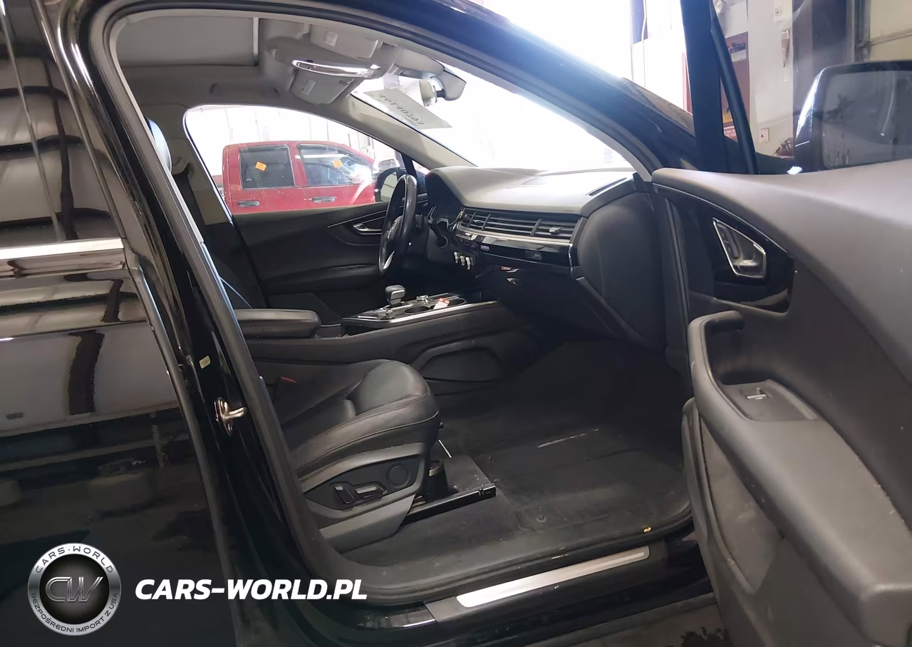 2017 Audi Q7 3.0T Premium VIN:WA1AAAF73HD001153 - 5
