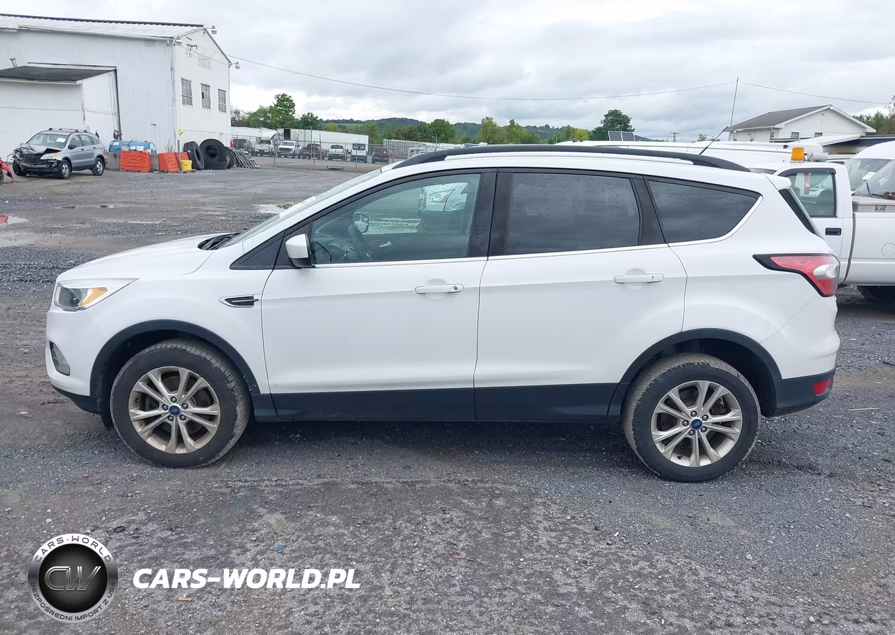 2018 Ford Escape Se VIN:1FMCU9GD4JUD60750 - 14
