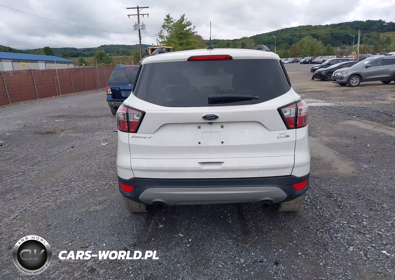 2018 Ford Escape Se VIN:1FMCU9GD4JUD60750 - 16