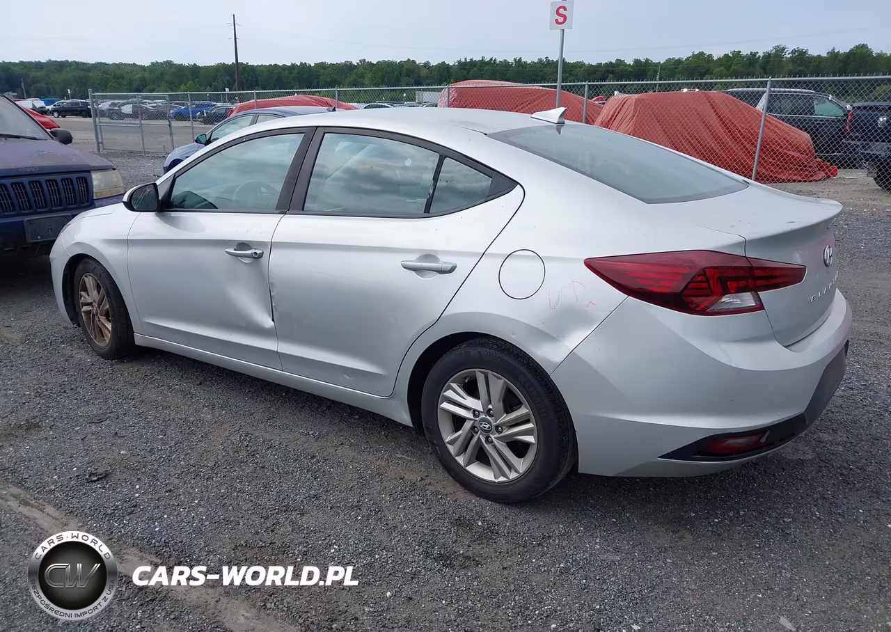 2019 Hyundai Elantra Sel VIN:5NPD84LF8KH418734 - 3
