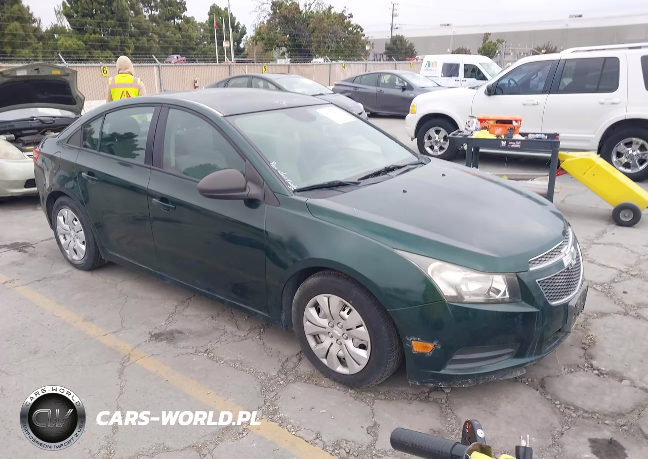 2014 Chevrolet Cruze Ls Auto – zdjęcie 1 z 12
