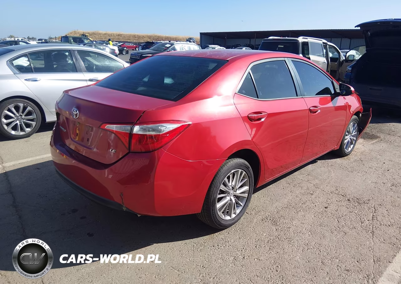 2015 Toyota Corolla Le Plus VIN:5YFBURHE8FP337192 - 4