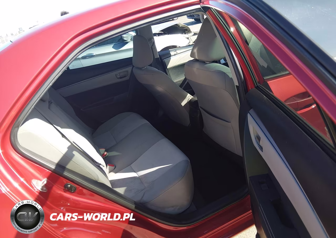 2015 Toyota Corolla Le Plus VIN:5YFBURHE8FP337192 - 8