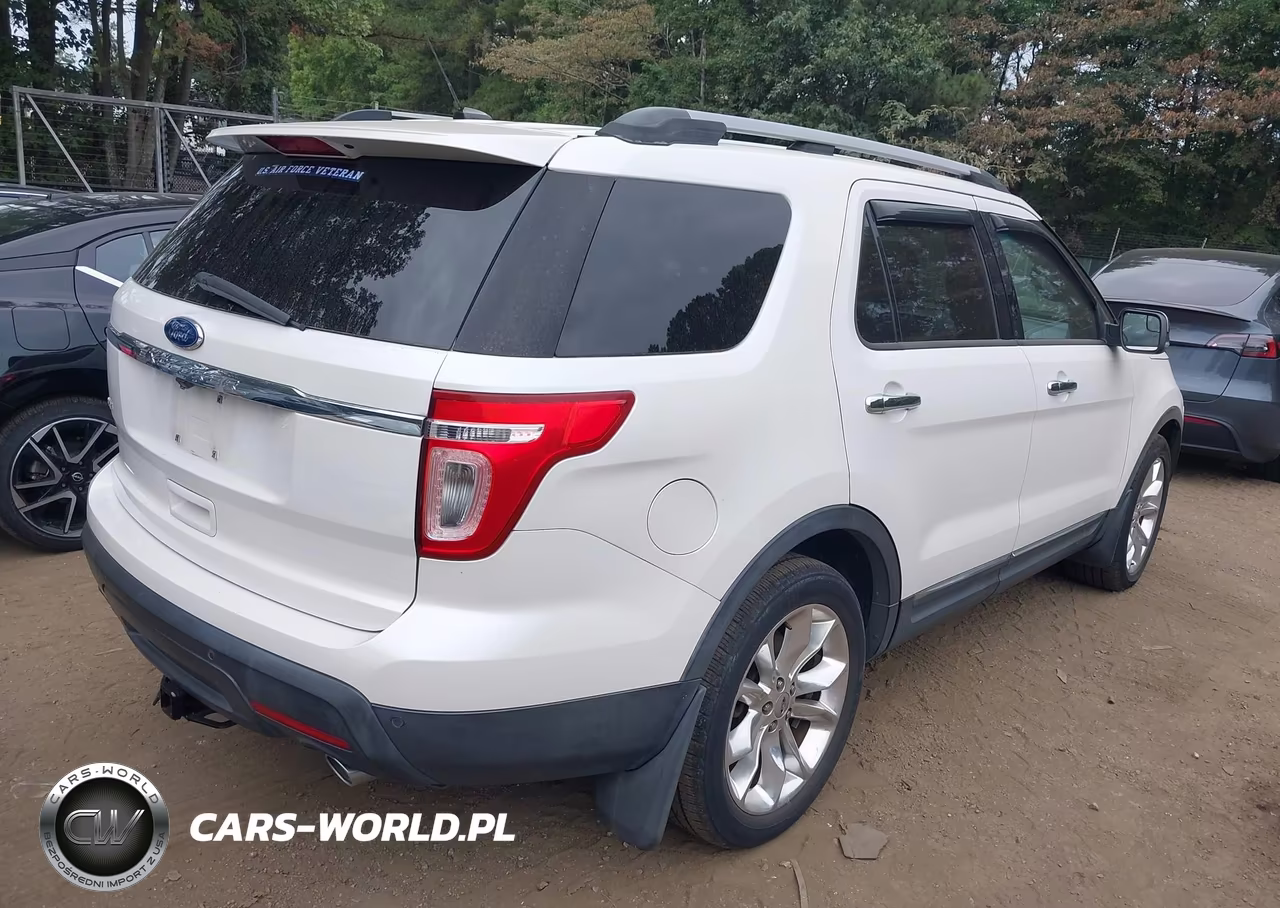 2011 Ford Explorer Xlt VIN:1FMHK7D88BGA95676 - 4
