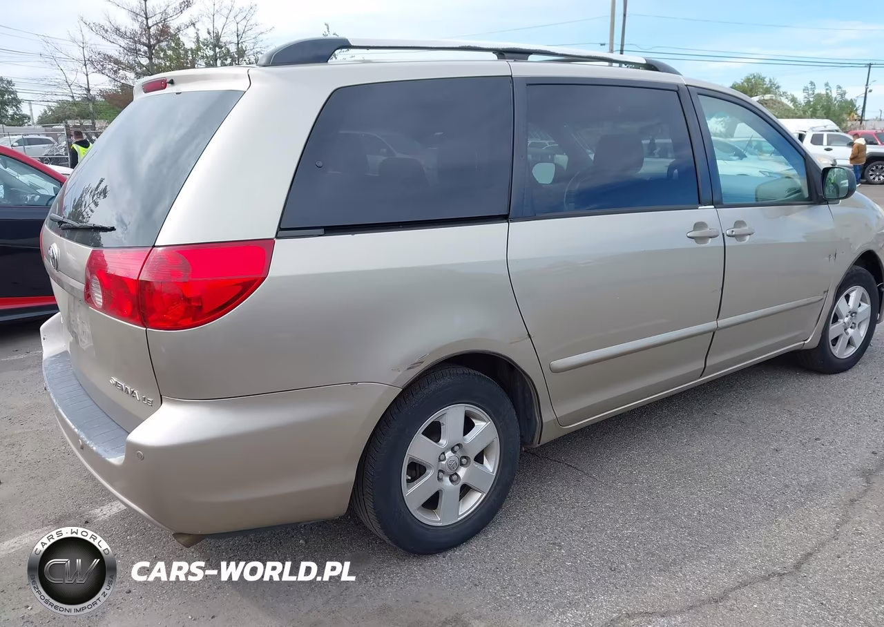 2007 Toyota Sienna Le VIN:5TDZK23C67S007898 - 4