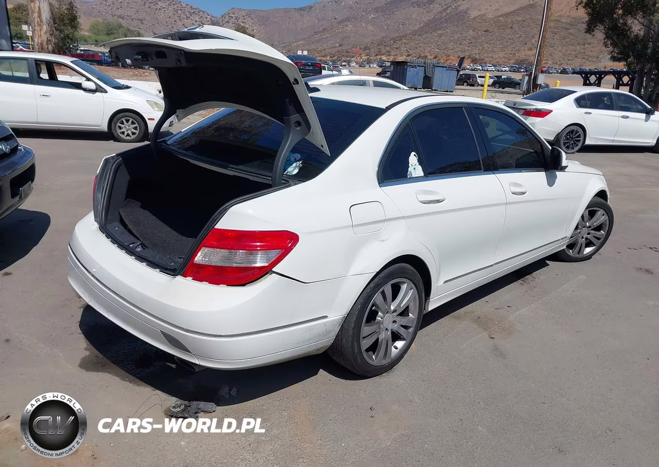 2008 Mercedes-Benz C 300 Luxury-Sport VIN:WDDGF54X88F116613 - 4