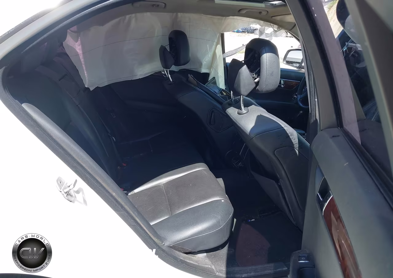 2008 Mercedes-Benz C 300 Luxury-Sport VIN:WDDGF54X88F116613 - 8
