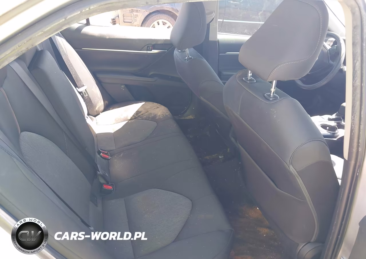 2019 Toyota Camry Le VIN:4T1B11HK7KU782211 - 8