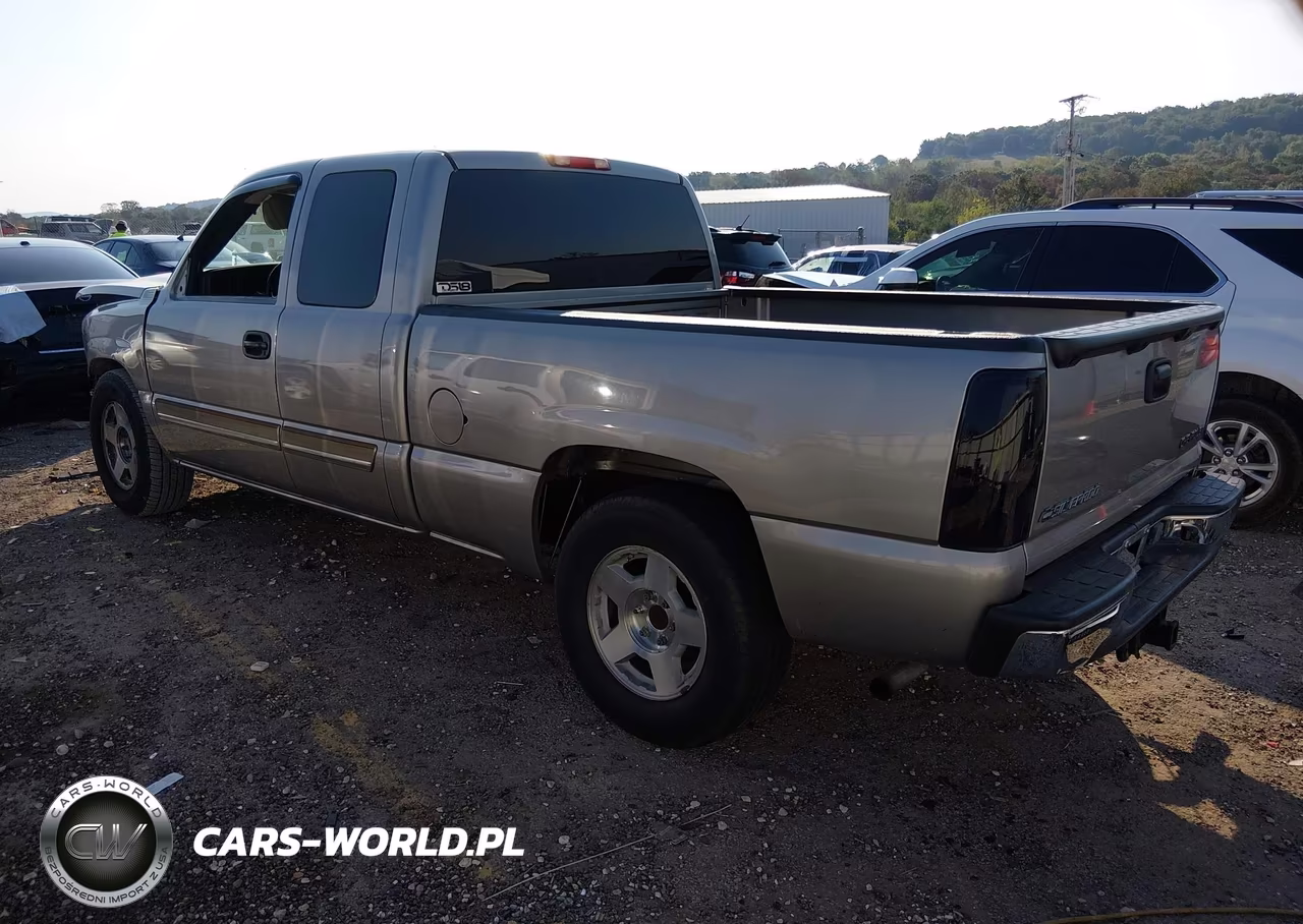2003 Chevrolet Silverado 1500 Ls VIN:2GCEC19T131294677 - 3