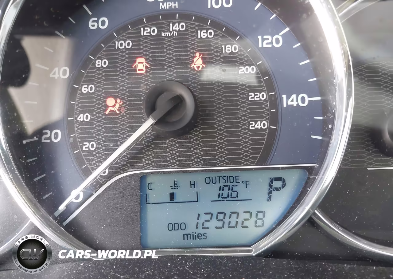 2015 Toyota Corolla Le VIN:2T1BURHE4FC473089 - 15