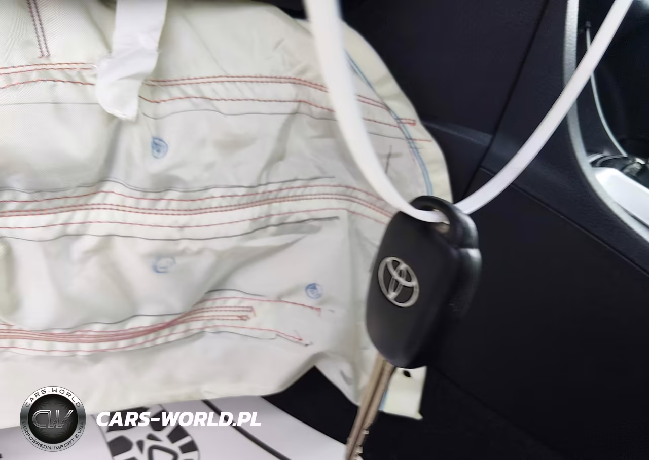 2019 Toyota Corolla Le VIN:2T1BURHE5KC233656 - 11