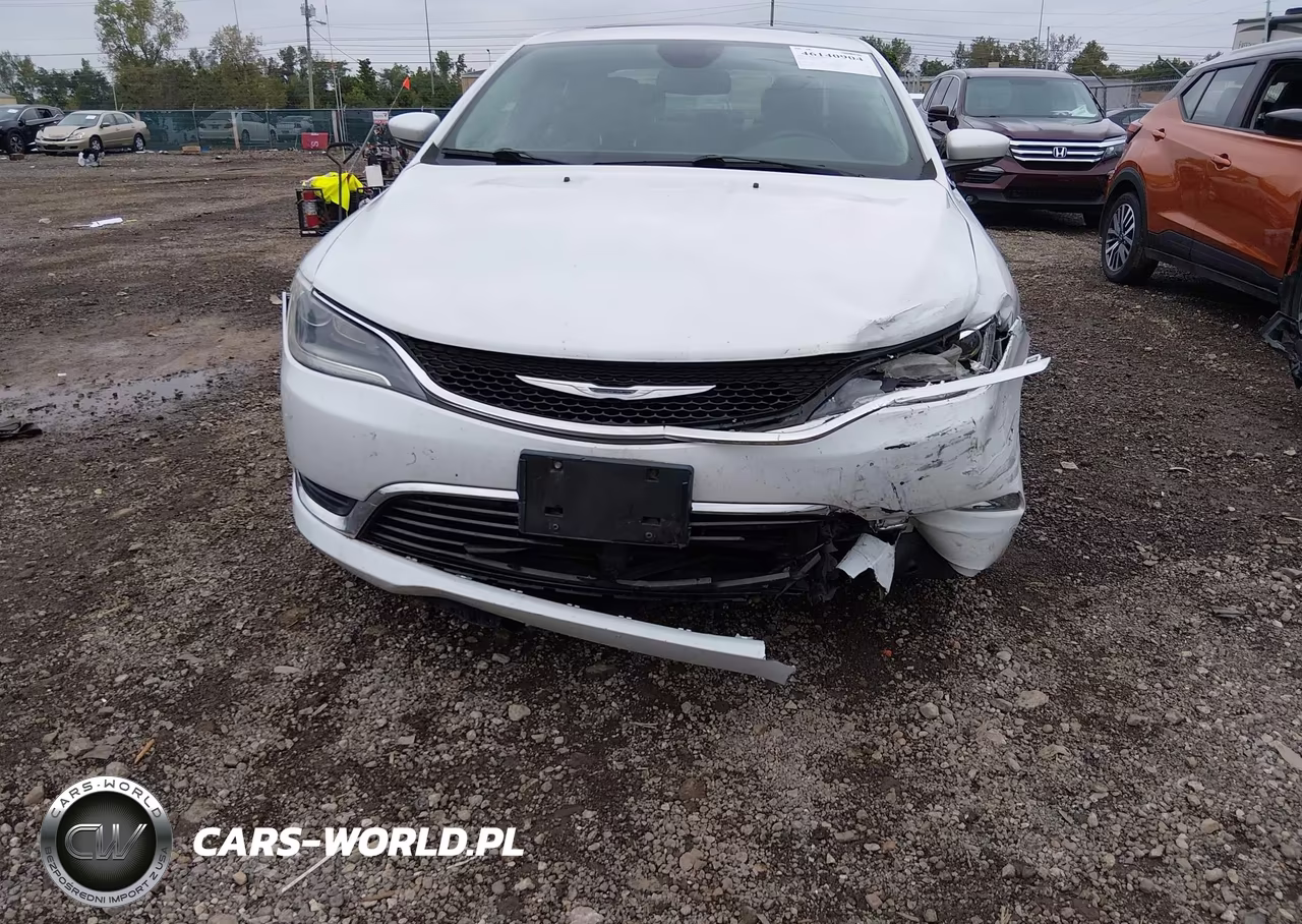 2015 Chrysler 200 Limited VIN:1C3CCCAB0FN597687 - 6