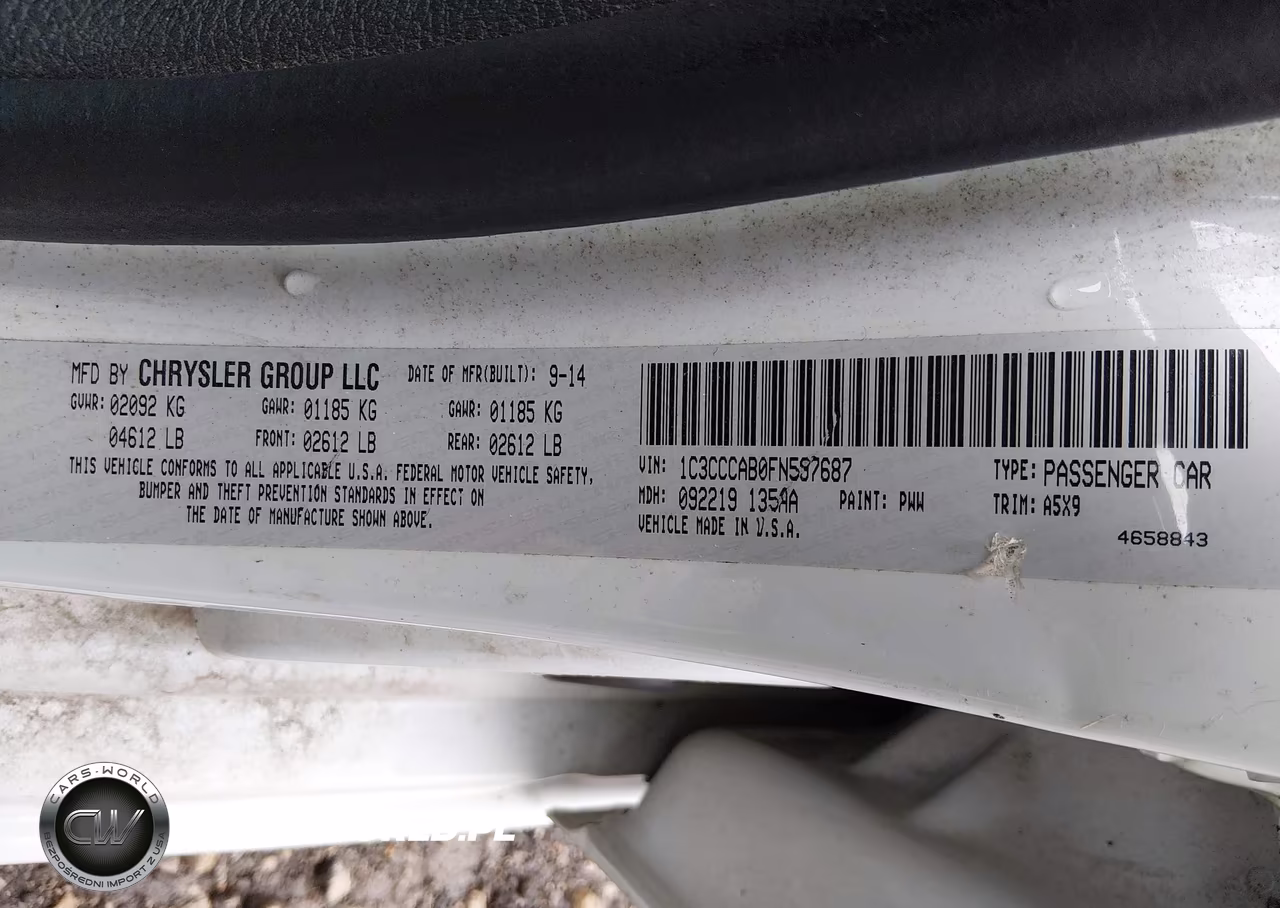 2015 Chrysler 200 Limited VIN:1C3CCCAB0FN597687 - 9