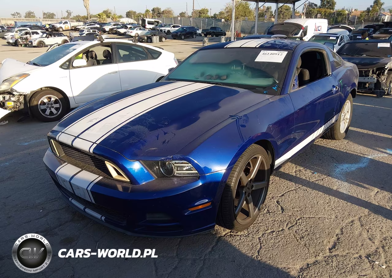 2014 Ford Mustang V6 VIN:1ZVBP8AM1E5288722 - 2