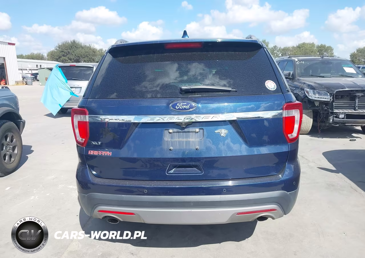 2017 Ford Explorer Xlt VIN:1FM5K7D8XHGB52620 - 17