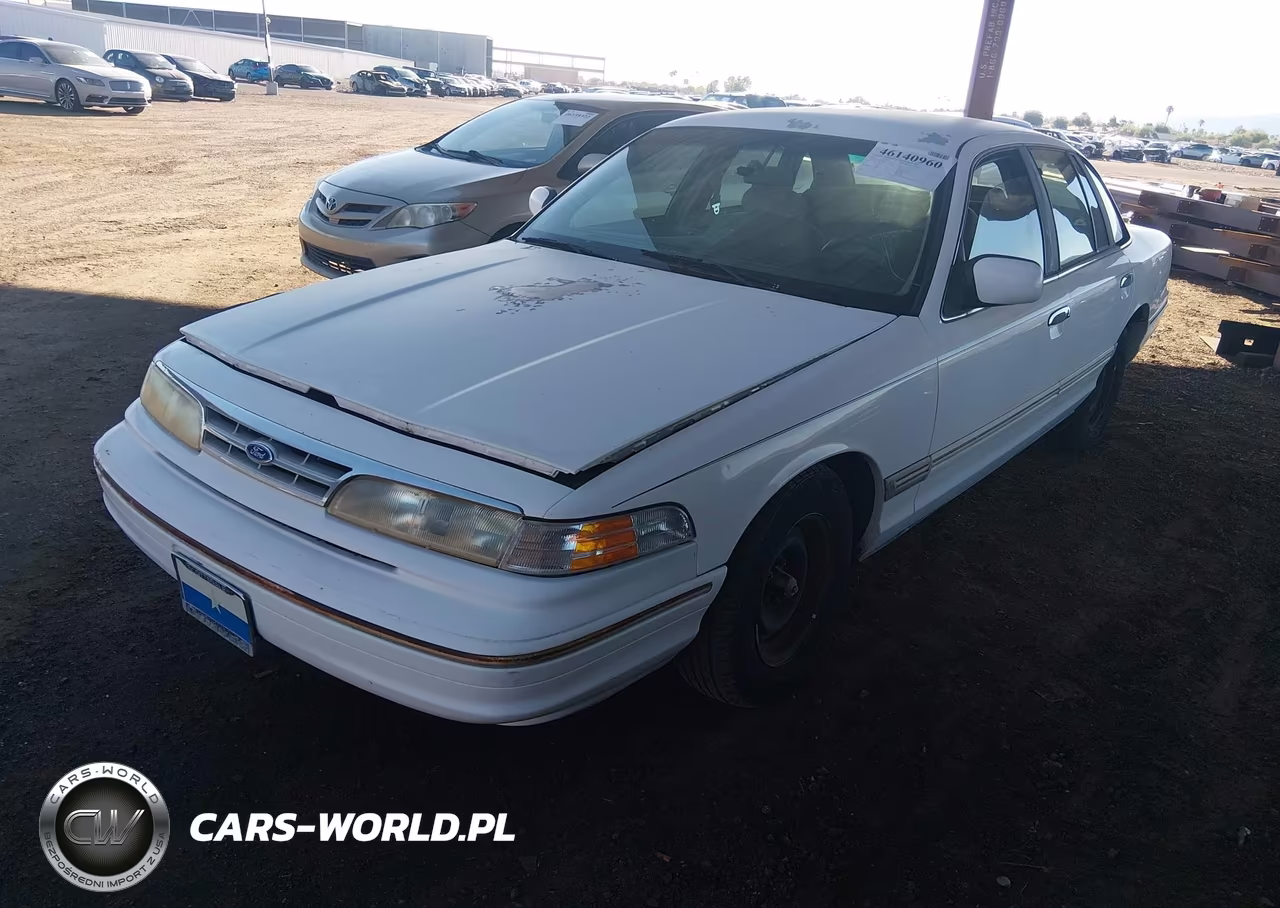 1996 Ford Crown Victoria VIN:2FALP7362TX107578 - 2