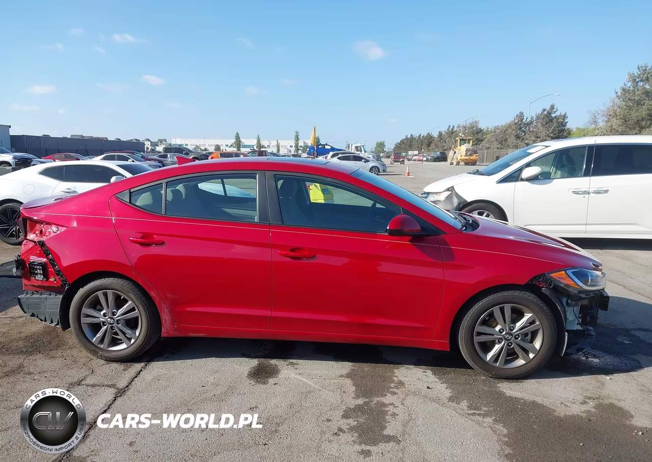 2018 Hyundai Elantra Value Edition VIN:5NPD84LF5JH379647 - 14