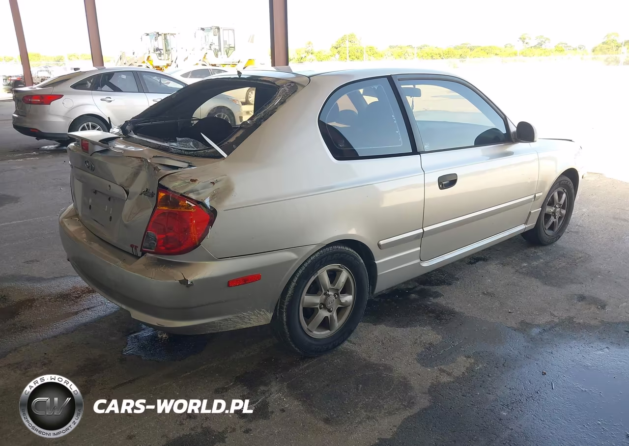 2005 Hyundai Accent Gls-Gt VIN:KMHCG35C35U328229 - 4