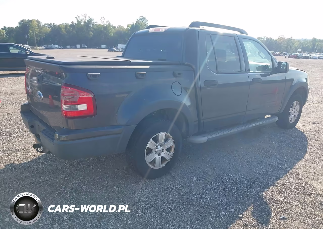 2007 Ford Explorer Sport Trac Xlt VIN:1FMEU31KX7UA46588 - 4