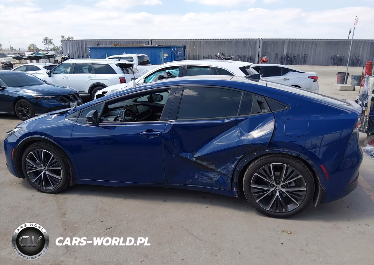 2024 Toyota Prius Xle VIN:JTDACAAU3R3023268 - 14