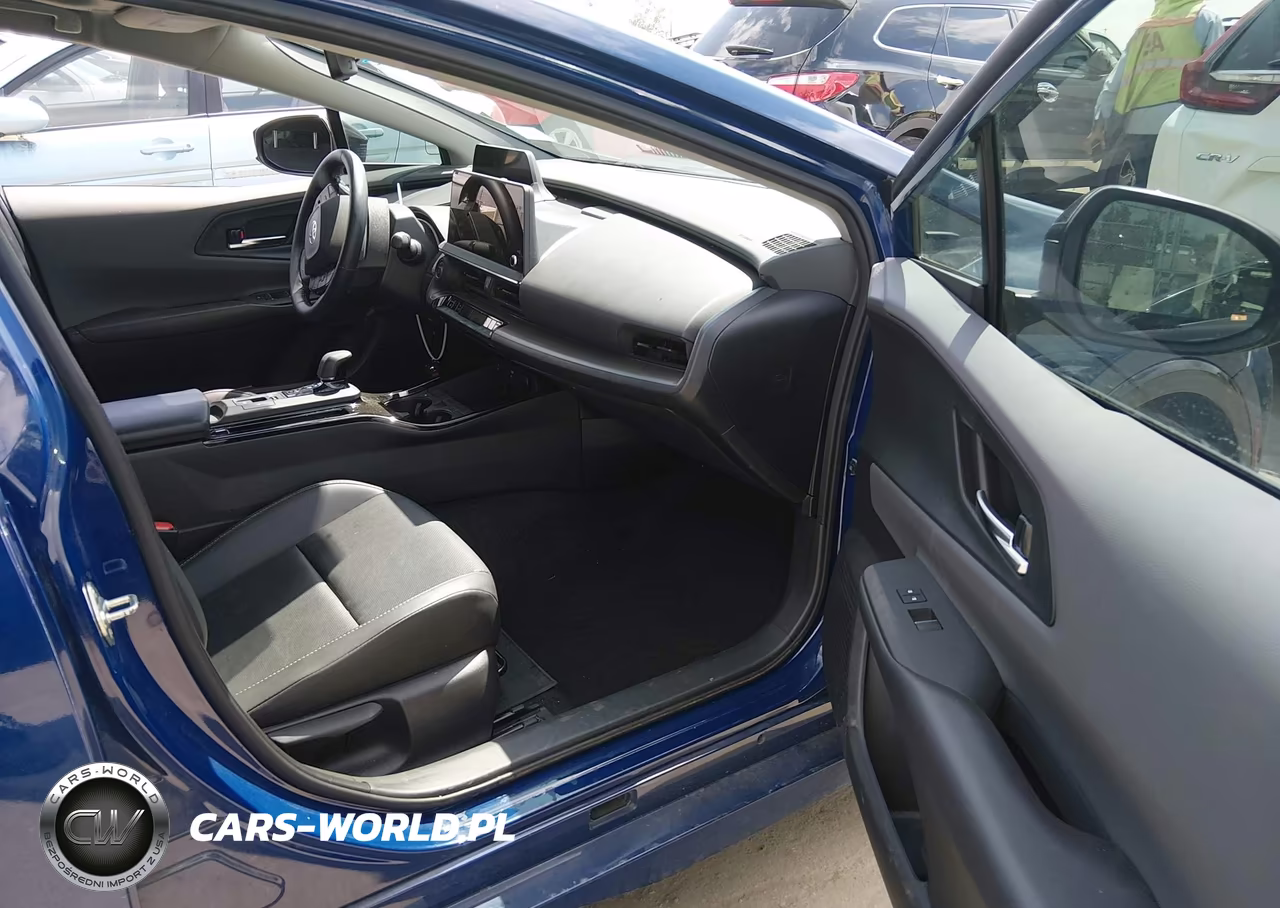 2024 Toyota Prius Xle VIN:JTDACAAU3R3023268 - 5