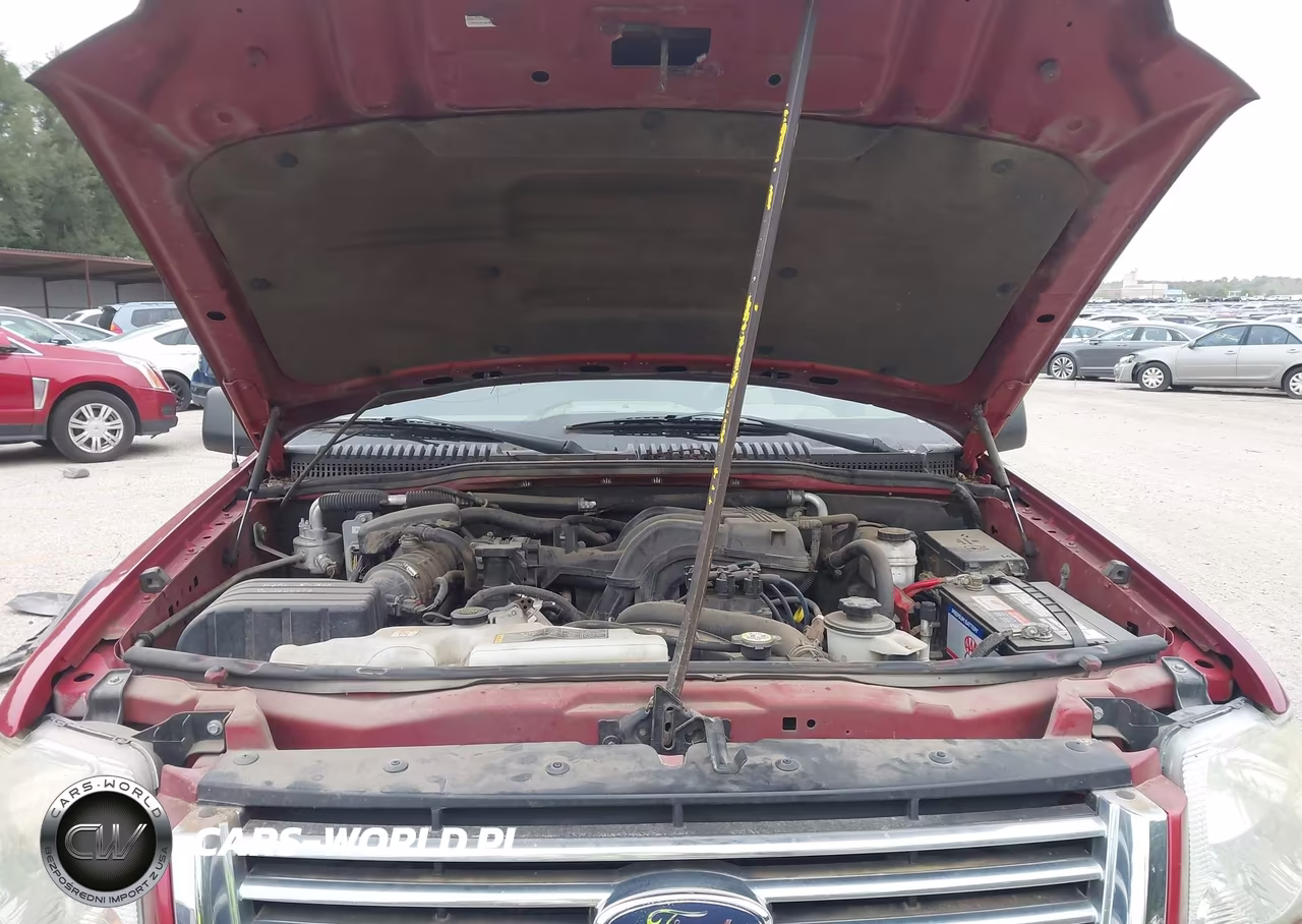 2008 Ford Explorer Xlt VIN:1FMEU73E28UA75132 - 10