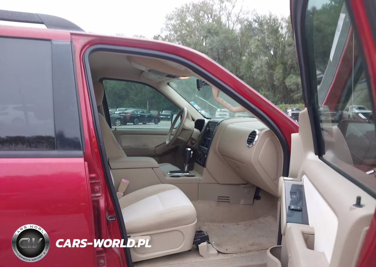 2008 Ford Explorer Xlt VIN:1FMEU73E28UA75132 - 5
