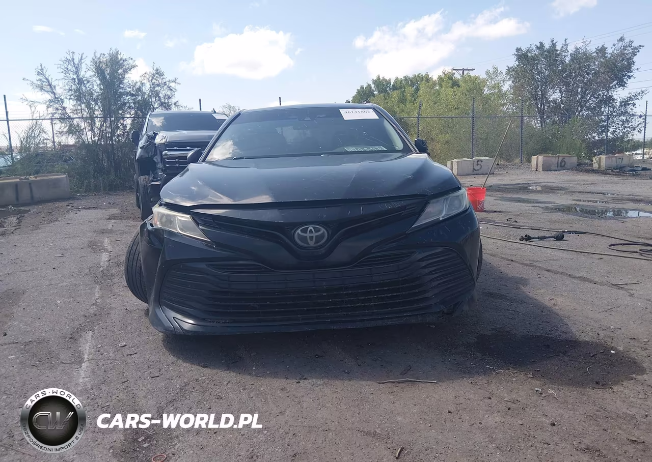 2019 Toyota Camry Le VIN:4T1B11HK9KU706294 - 13
