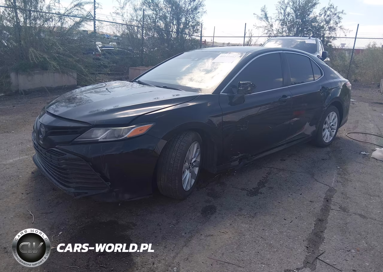 2019 Toyota Camry Le VIN:4T1B11HK9KU706294 - 2