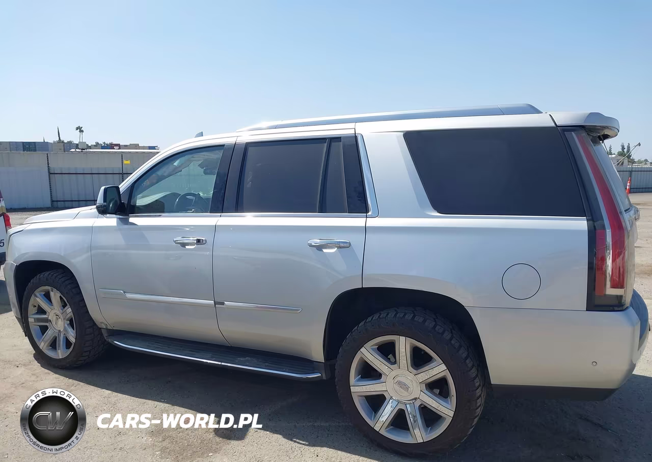 2017 Cadillac Escalade Luxury VIN:1GYS3BKJ9HR360046 - 17