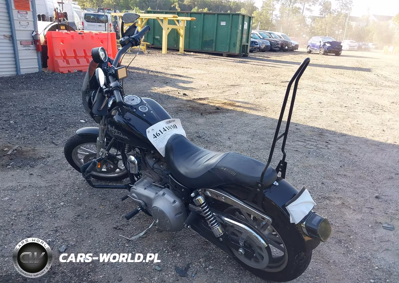 2010 Harley-Davidson Fxd VIN:1HD1GM411AC318489 - 3