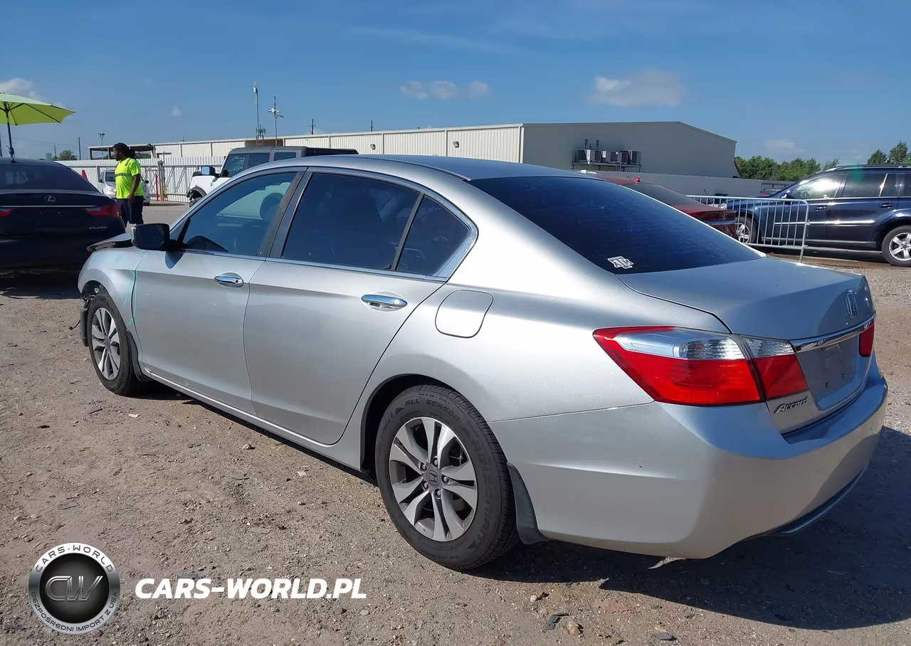 2015 Honda Accord Lx VIN:1HGCR2F33FA180613 - 3