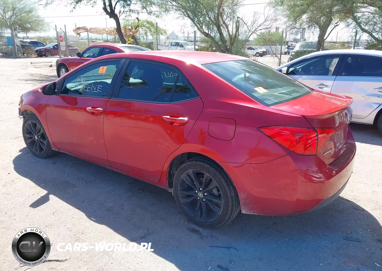 2019 Toyota Corolla Se VIN:2T1BURHE7KC236624 - 3
