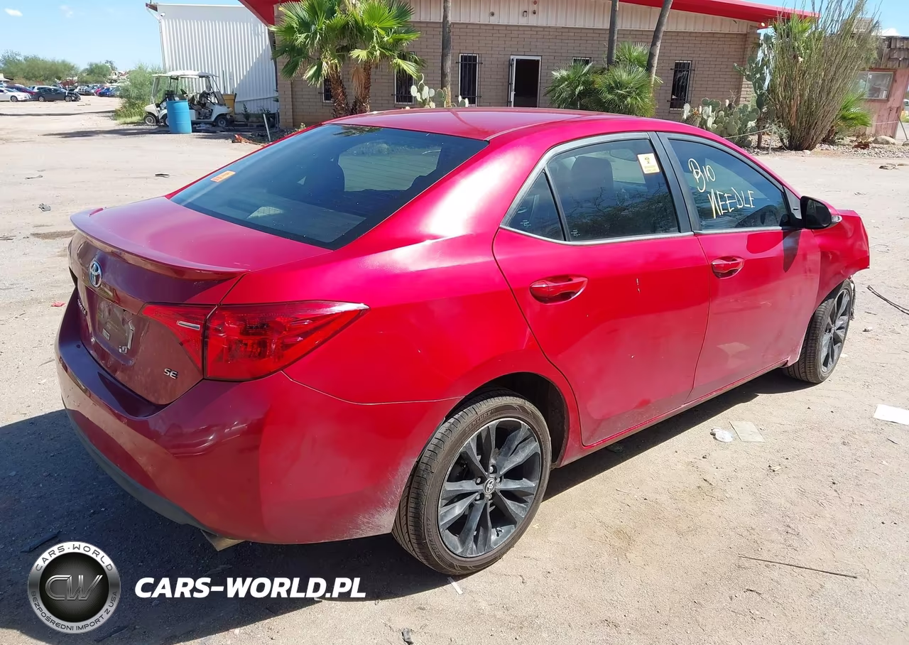 2019 Toyota Corolla Se VIN:2T1BURHE7KC236624 - 4