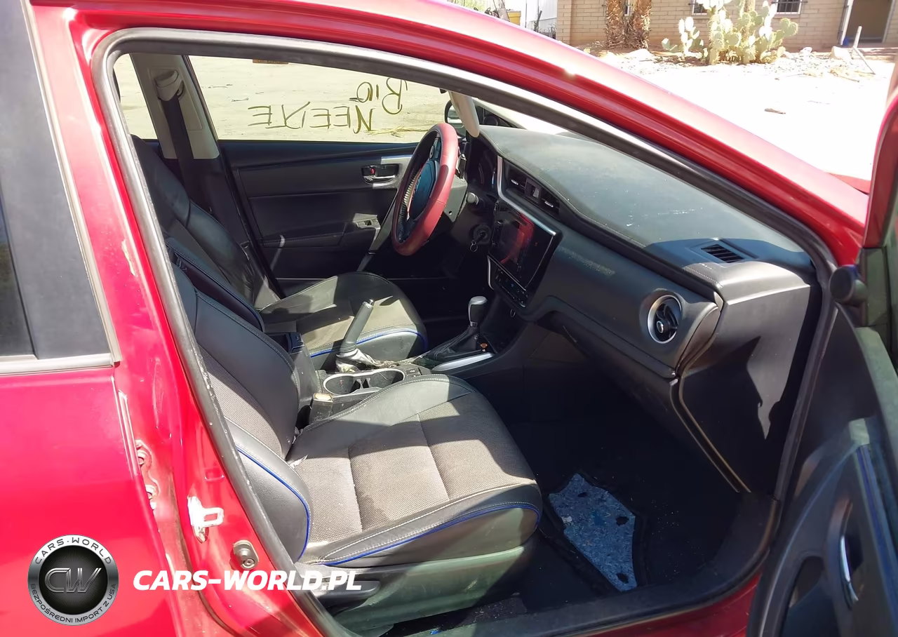 2019 Toyota Corolla Se VIN:2T1BURHE7KC236624 - 5