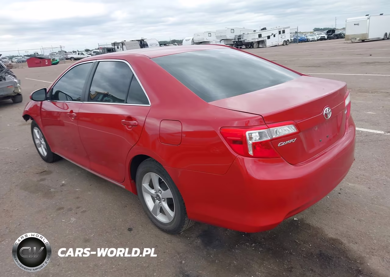 2012 Toyota Camry Le VIN:4T1BF1FK3CU560528 - 3