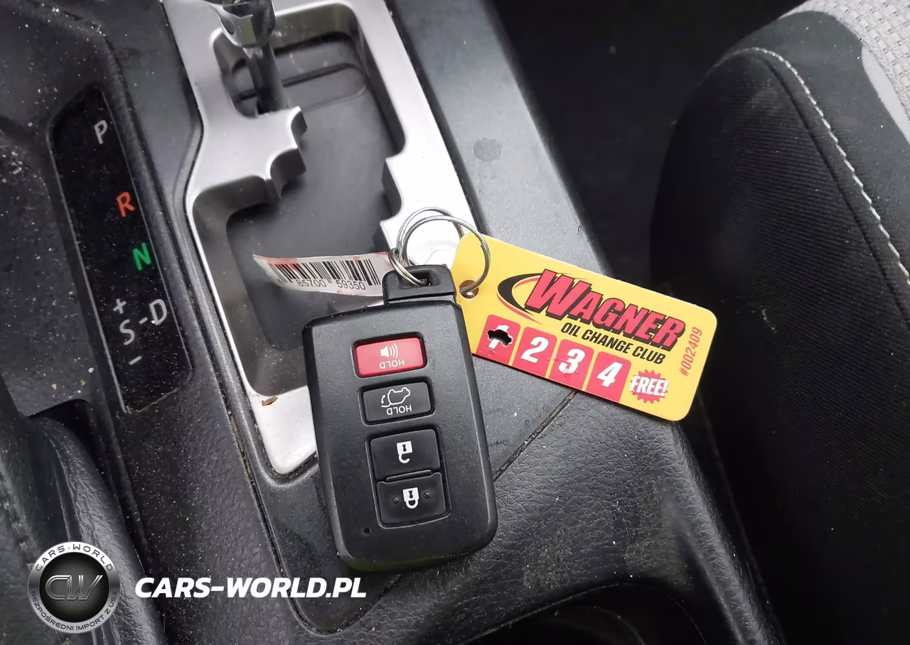 2018 Toyota Rav4 Hybrid Xle VIN:JTMRJREV5JD158938 - 11
