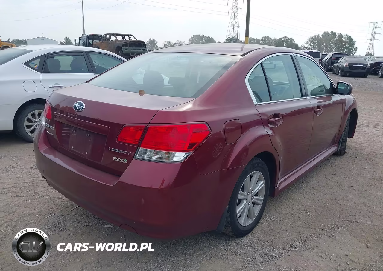 2010 Subaru Legacy 2.5I Premium VIN:4S3BMBG67A3240441 - 4